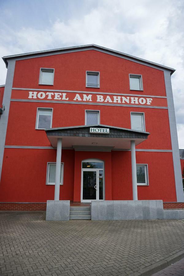 Hotel Am Bahnhof Waren  Exterior foto